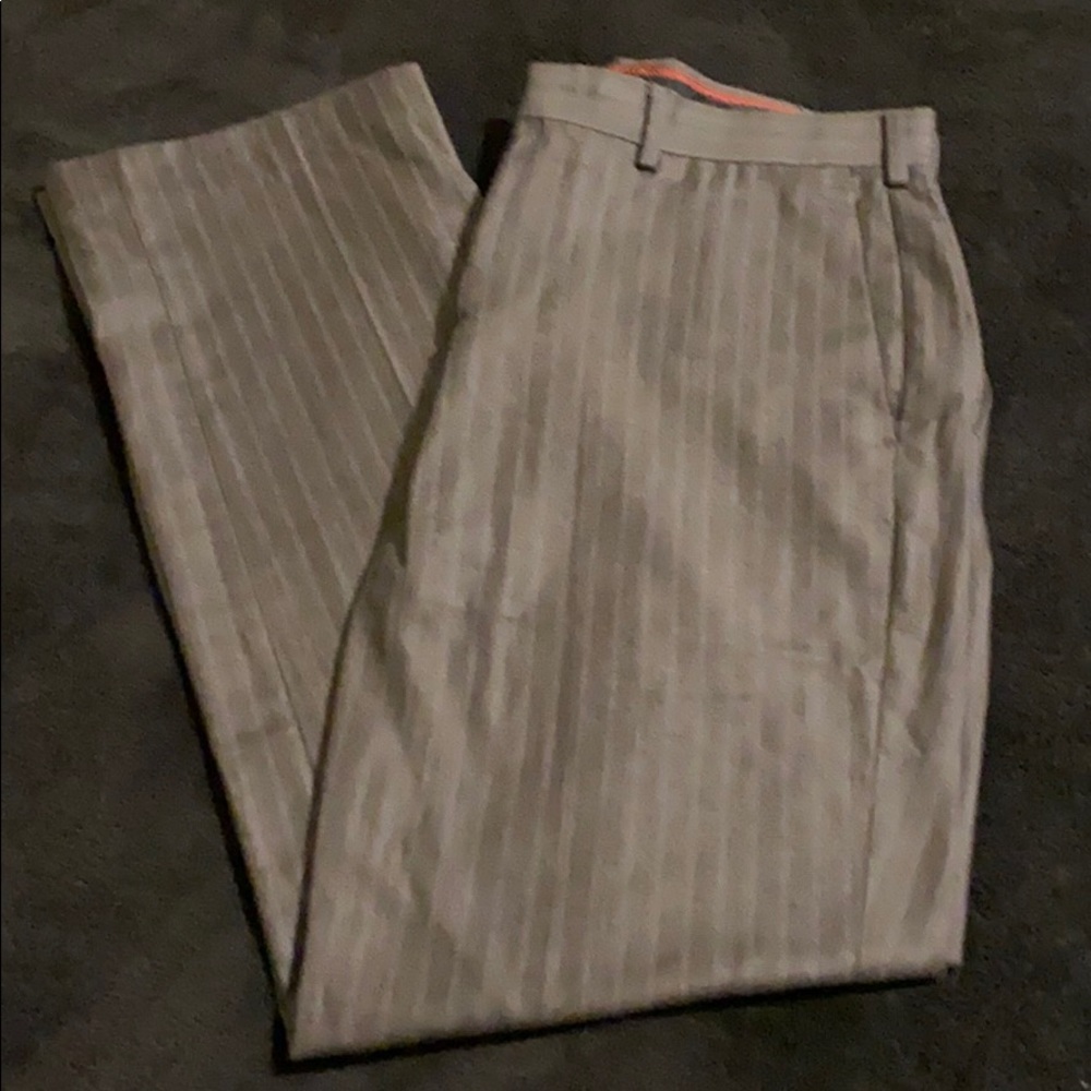 A(x)ist dress pants. 34x32